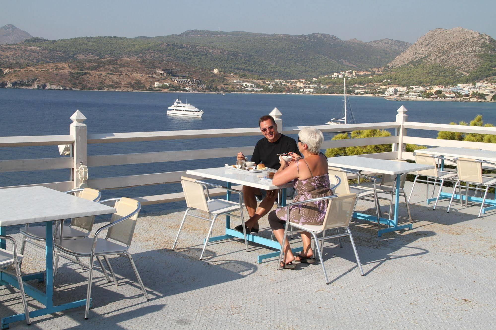 Kavos Bay Seafront Hotel Agia Marina  Exterior foto